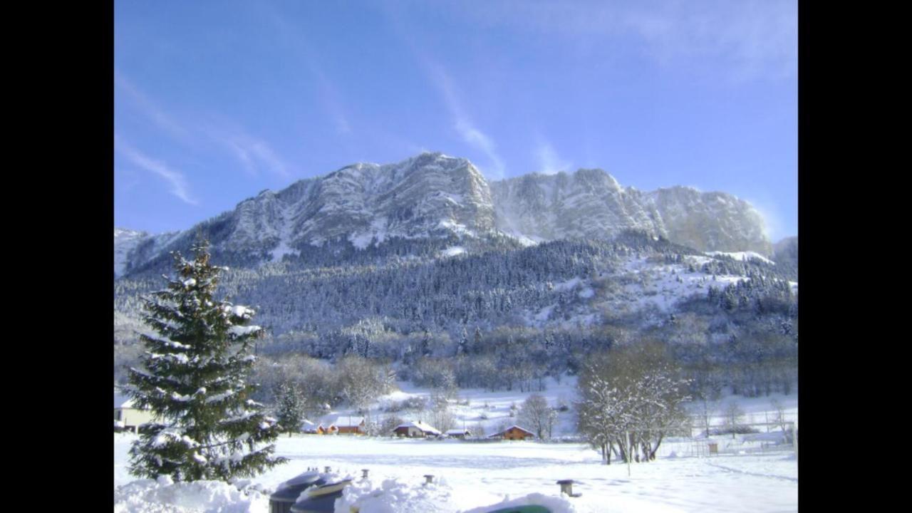 Votre Studio Balneo Bien-Etre A La Montagne Thollon-les-Memises Exteriör bild
